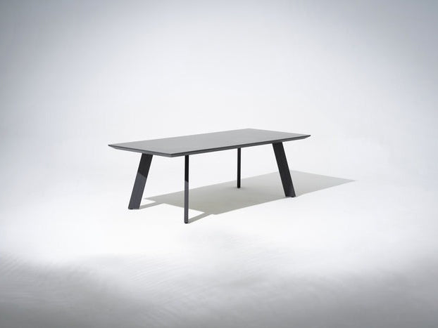 Rectangular Outdoor Dining Tables - Jardina modern Outdoor Patio Furniture