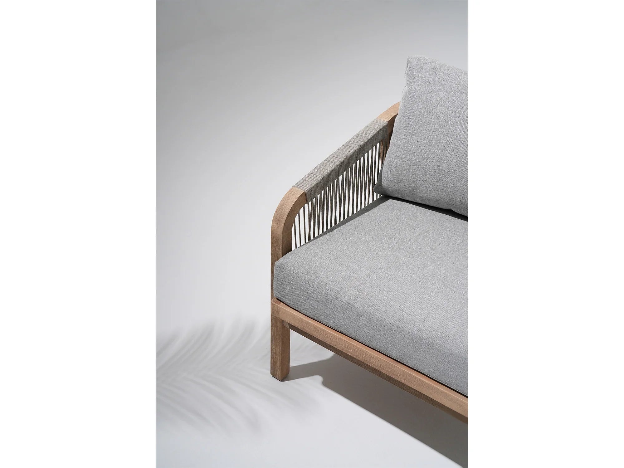 Thalea Textured 3-Seat Wooden Outdoor Sofa With Cushions