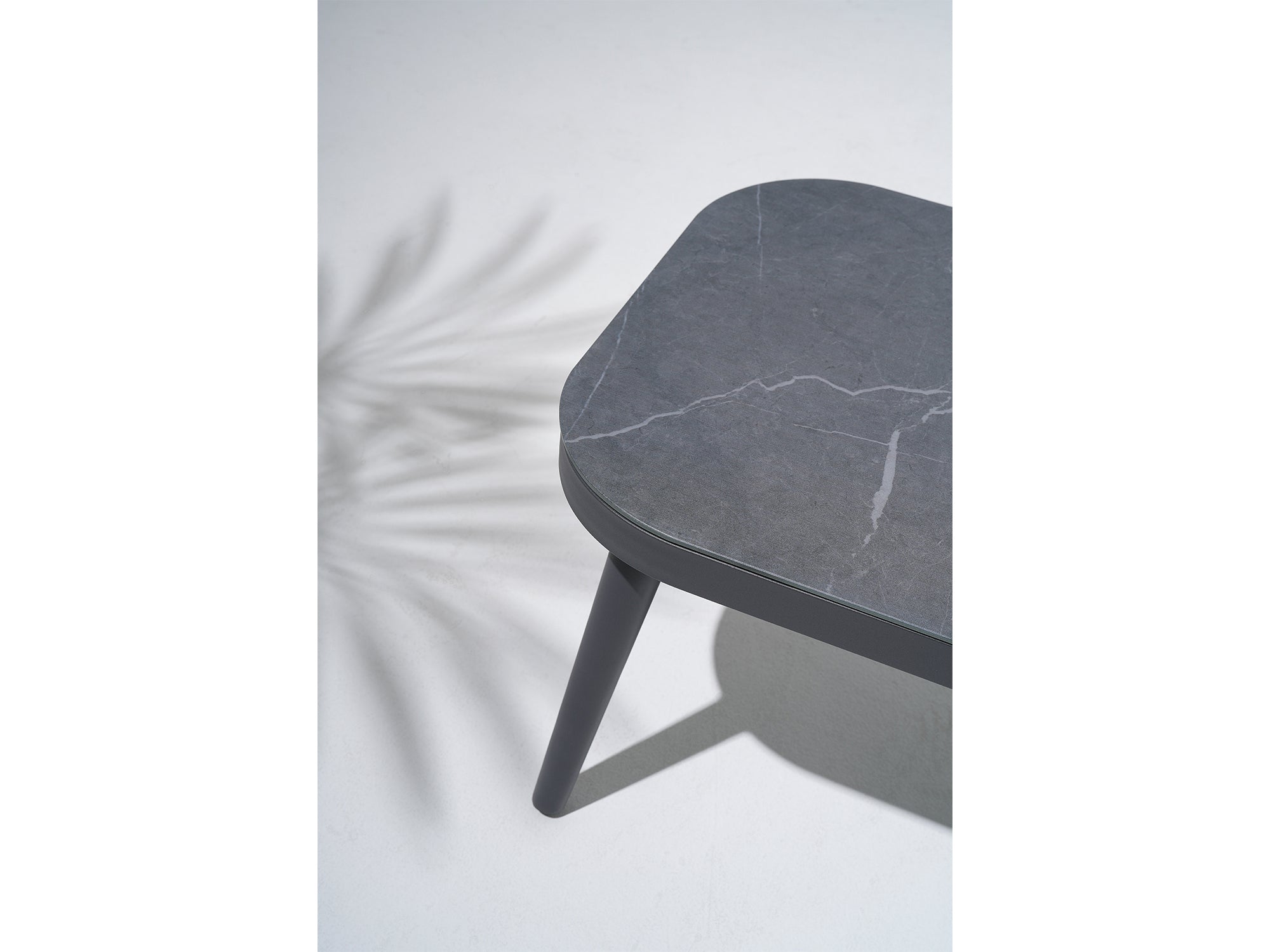 Comino Aluminum Outdoor Loveseat with Coffee Table