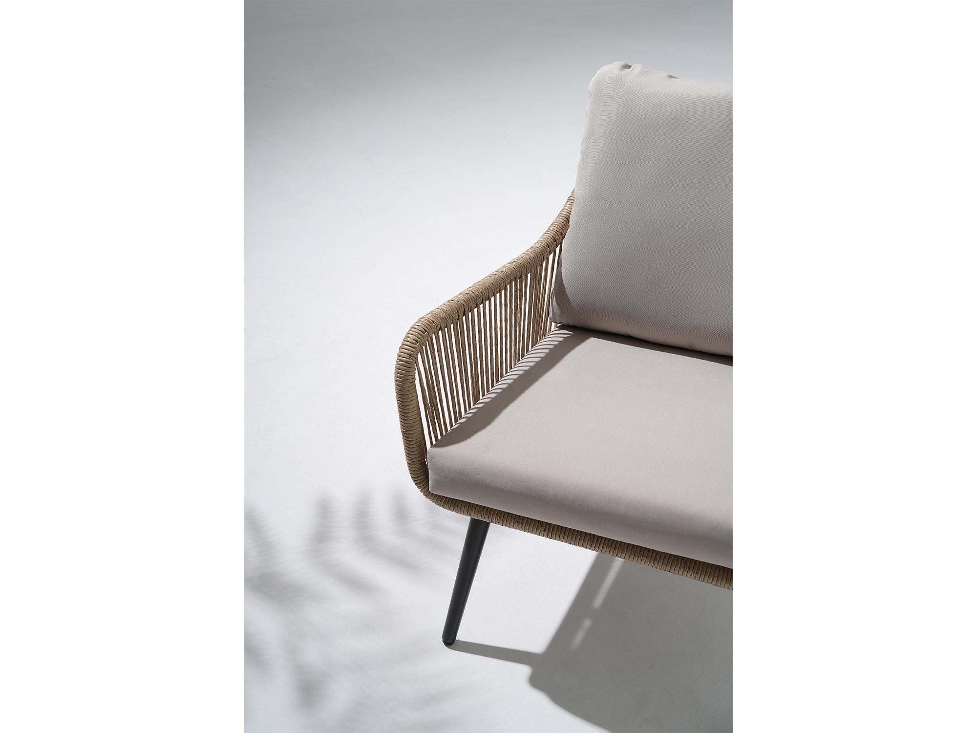 #Color_Beige