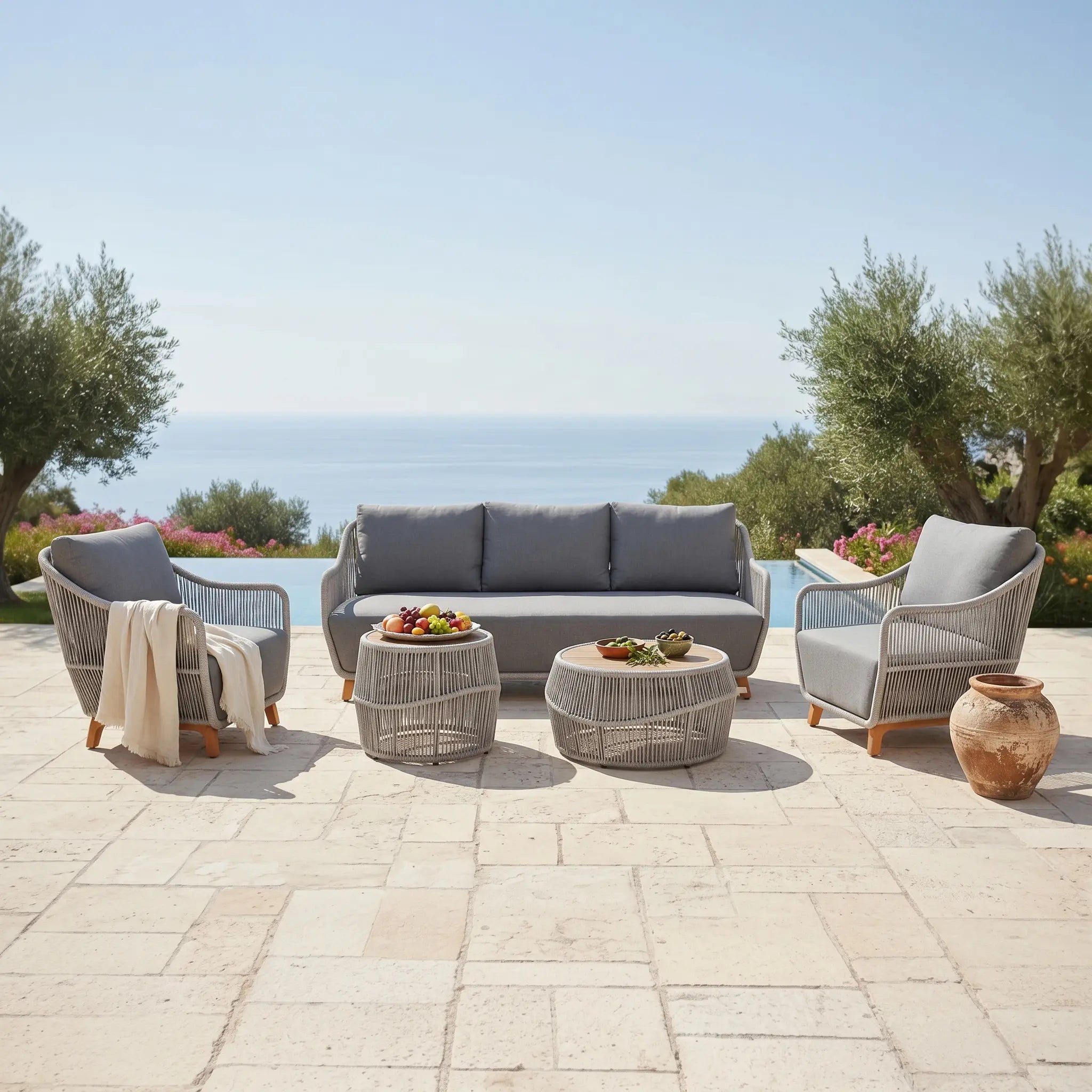 Plena 5-Piece Outdoor Conversation Set, Teak Wood w/ handwoven Rope, Grey