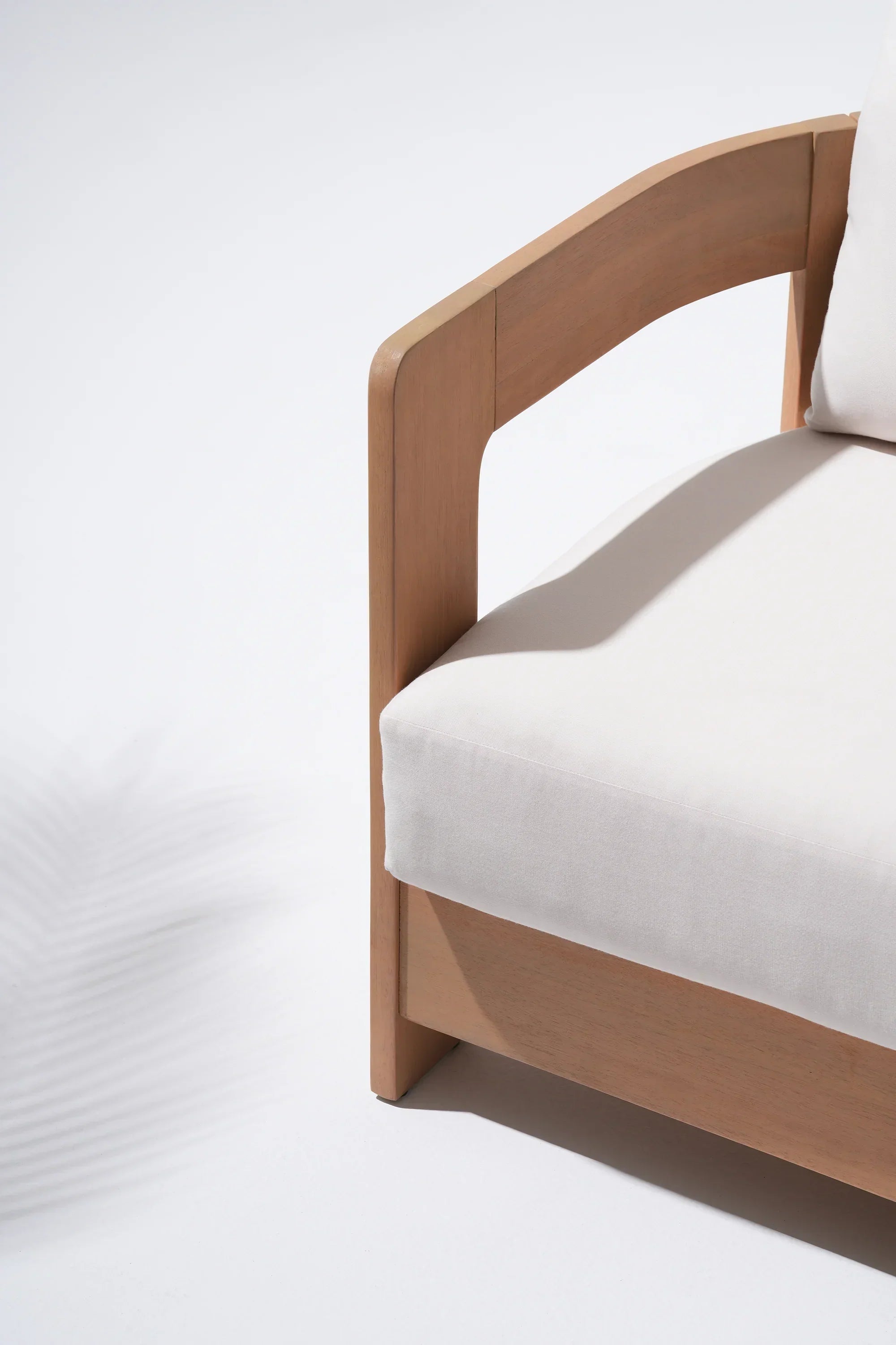 Eucalyptus Wooden armrest with white cushion detail