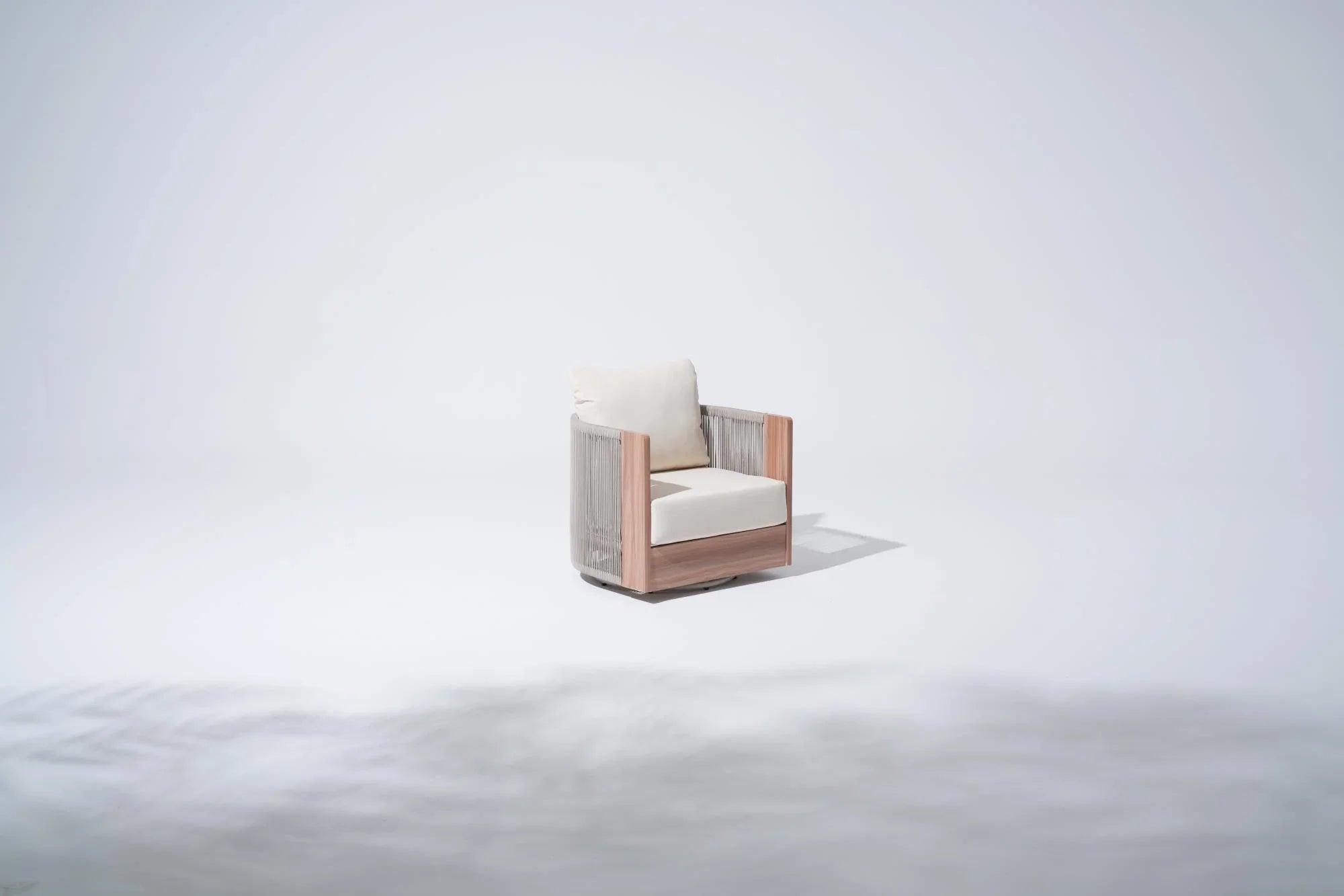 Irati Outdoor Swivel Club Chair, Rope Design, Aluminum Frame, 360° Swivel, Thick Cushion