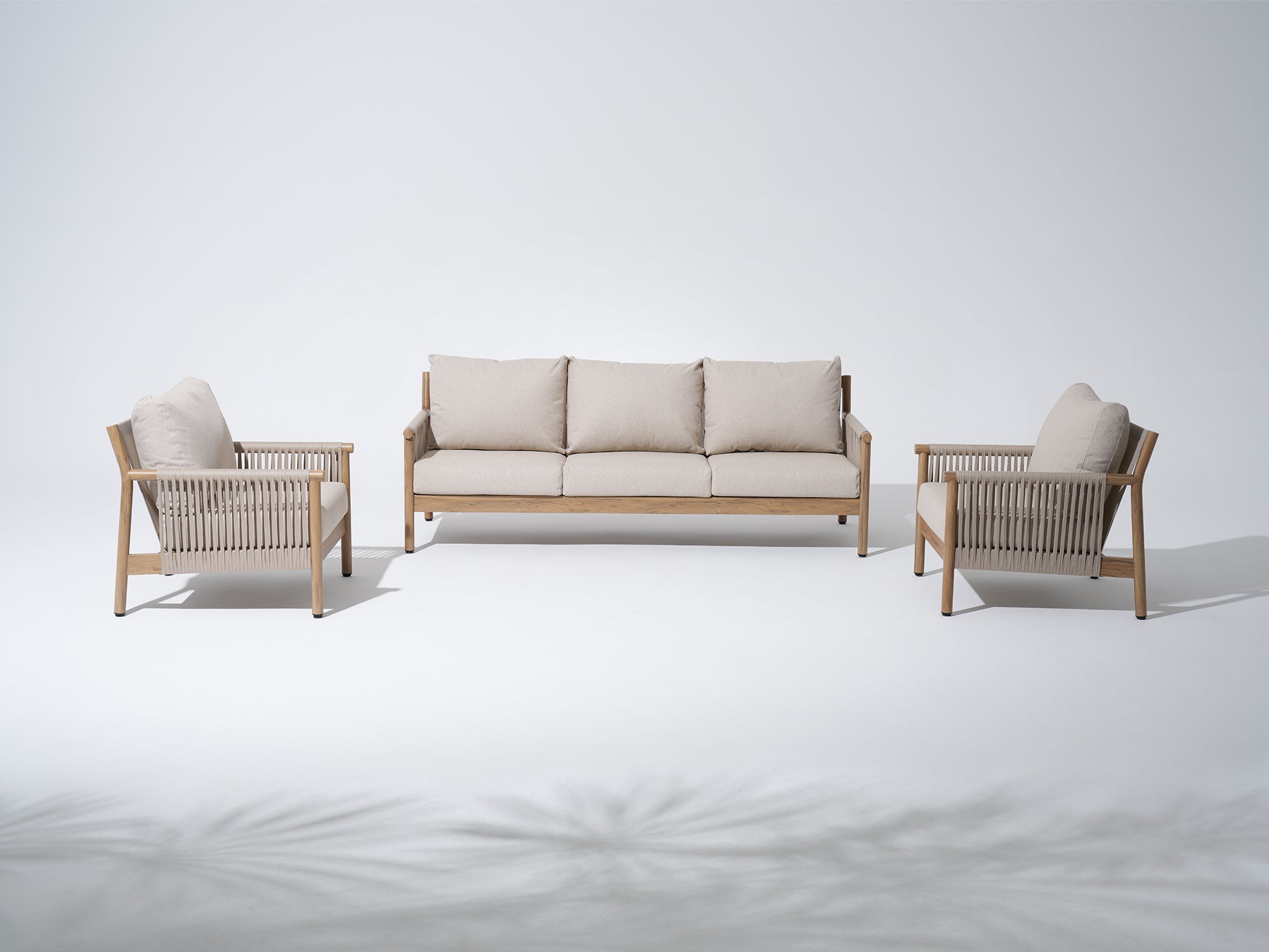 Arlo 5-Piece Aluminum Rope Outdoor Seating Set, Wood-Look, Light Beige Cushions, Mixed Tables