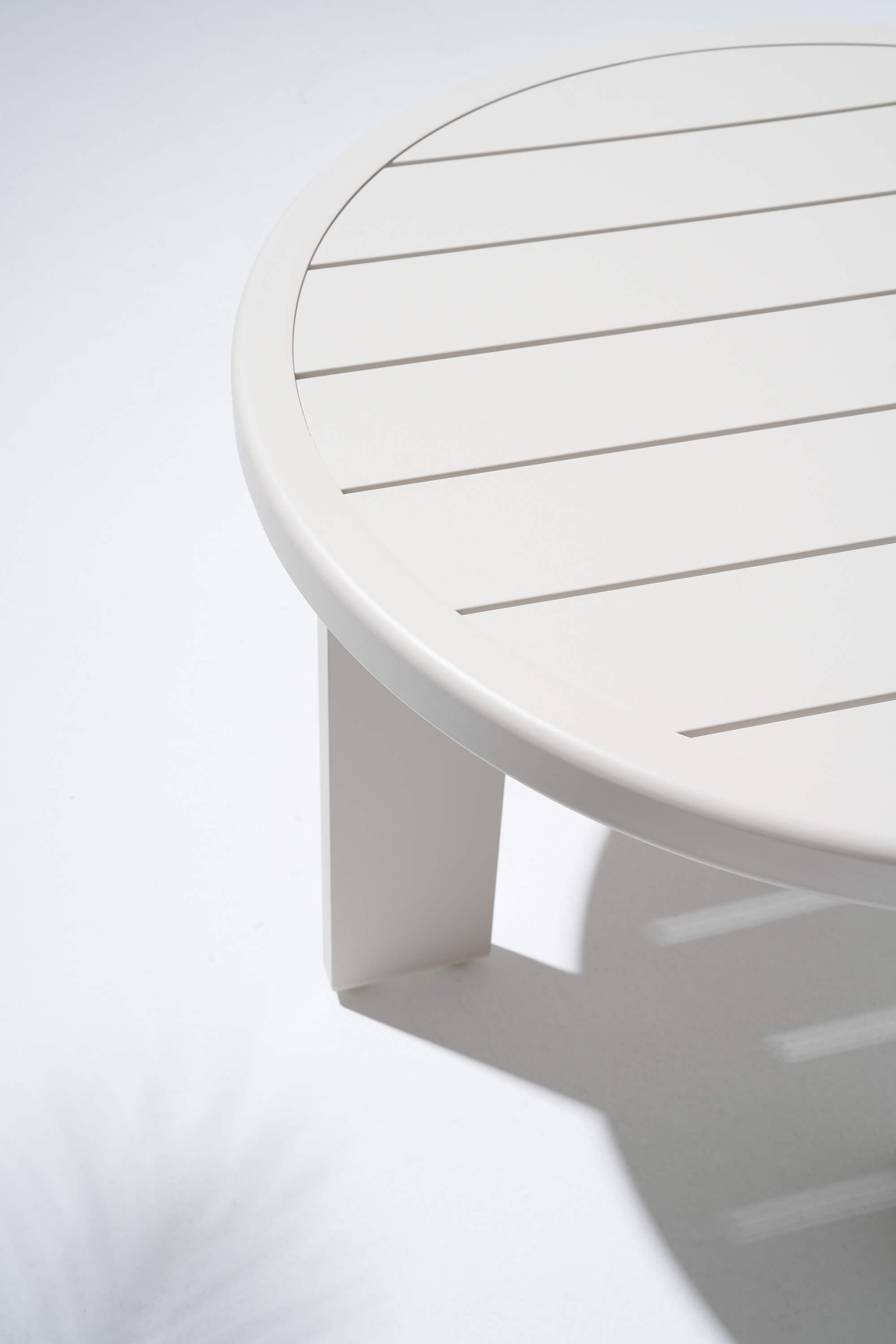 Sova Modern Aluminum Outdoor Sofa Set with Swivel Chairs, Mixed Tables, Light Beige Cushions