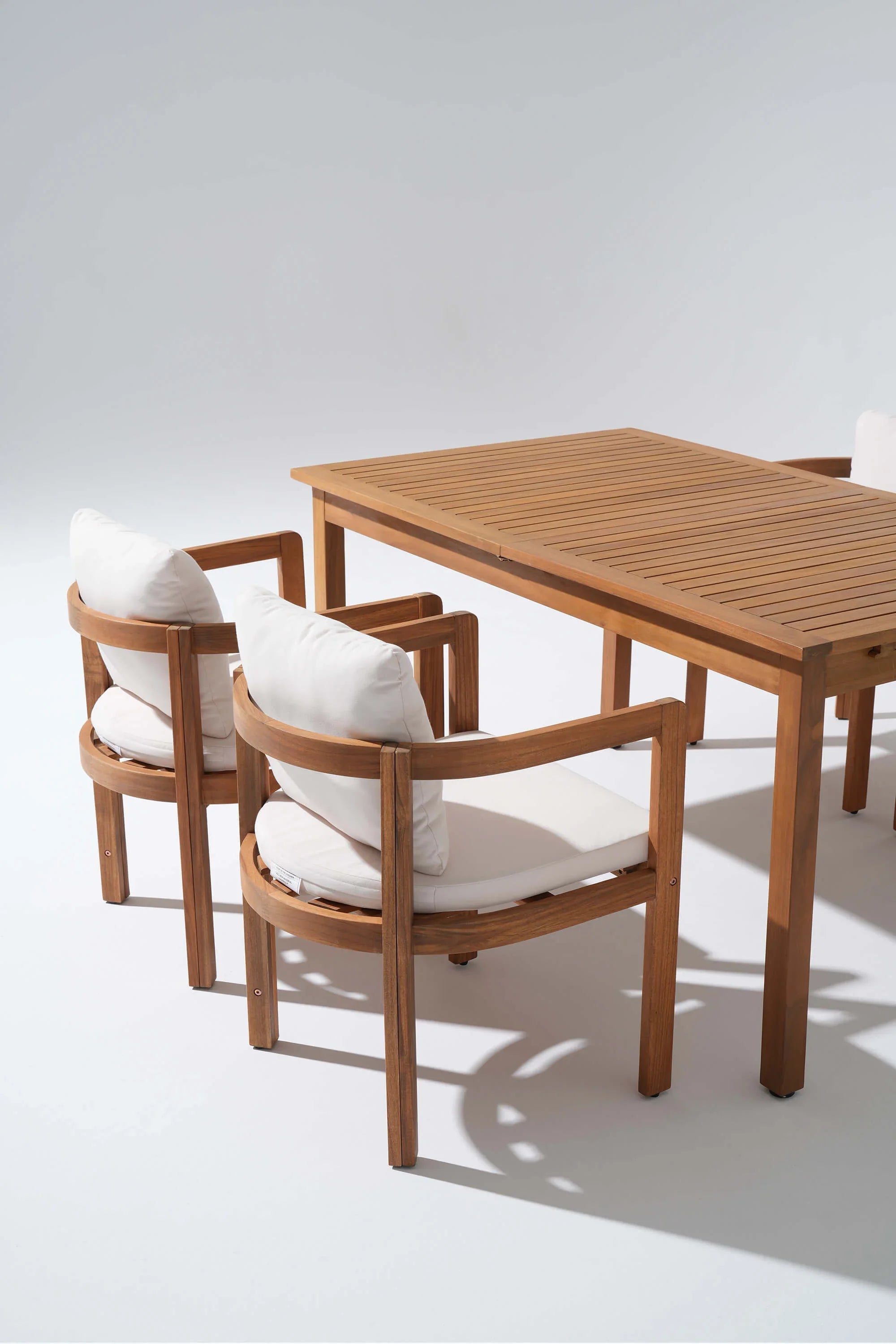 acacia Wooden dining table with matching chairs - Jardina Modern Premium Patio Outdoor Furniture