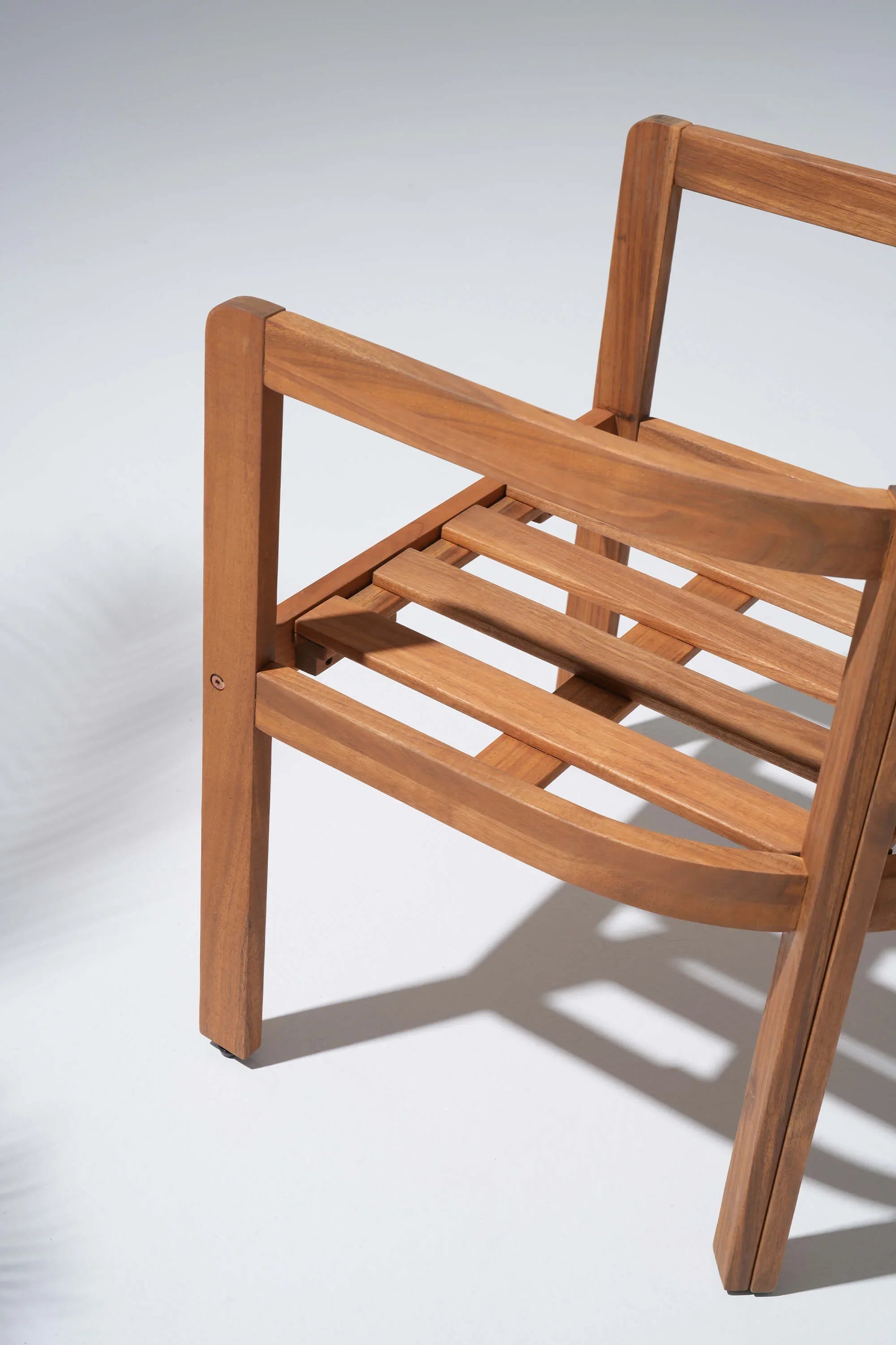 acacia Wooden chair with a slatted seat - Jardina Modern Premium Patio Outdoor Furniture