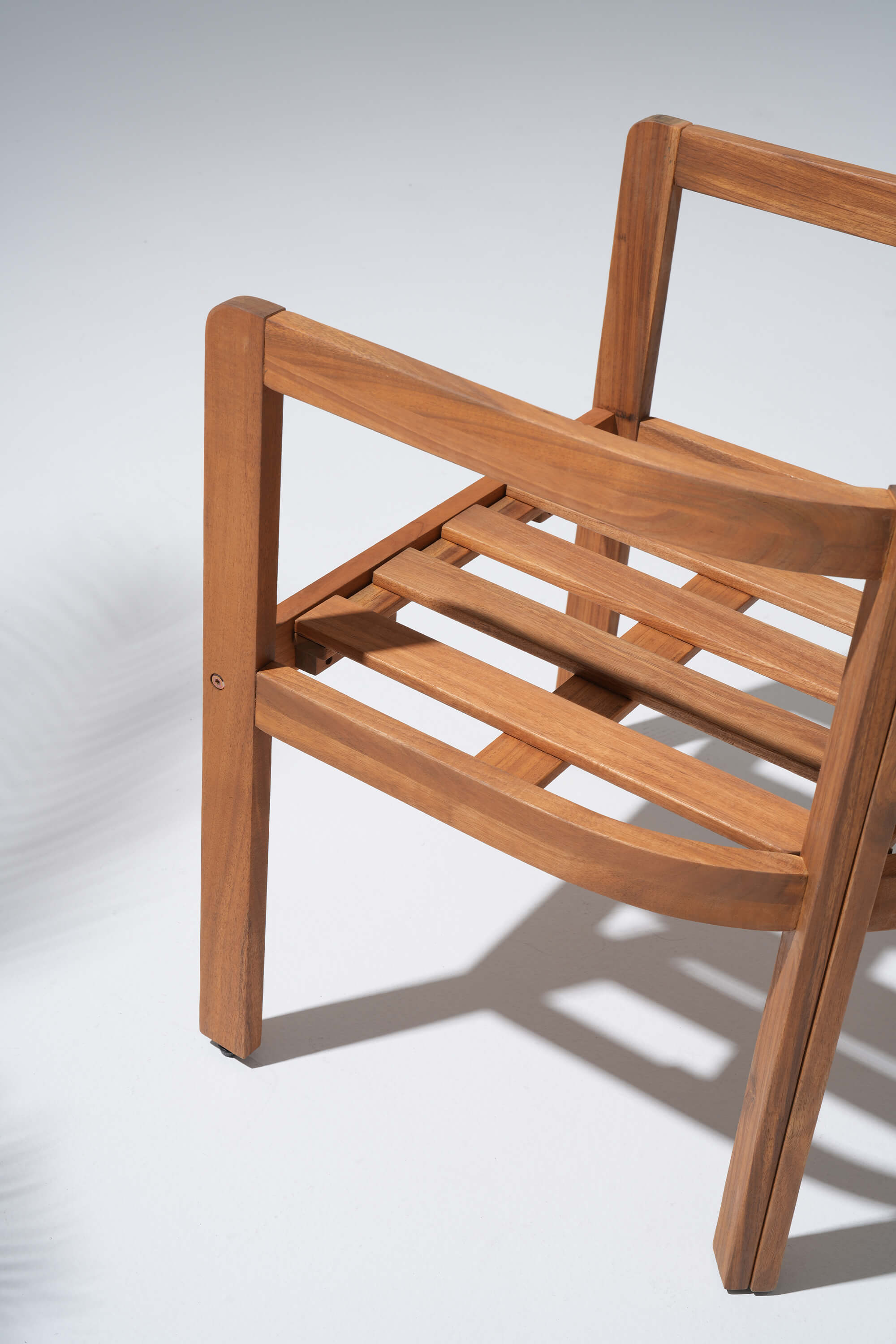 acacia Wooden chair with a slatted seat - Jardina Modern Premium Patio Outdoor Furniture