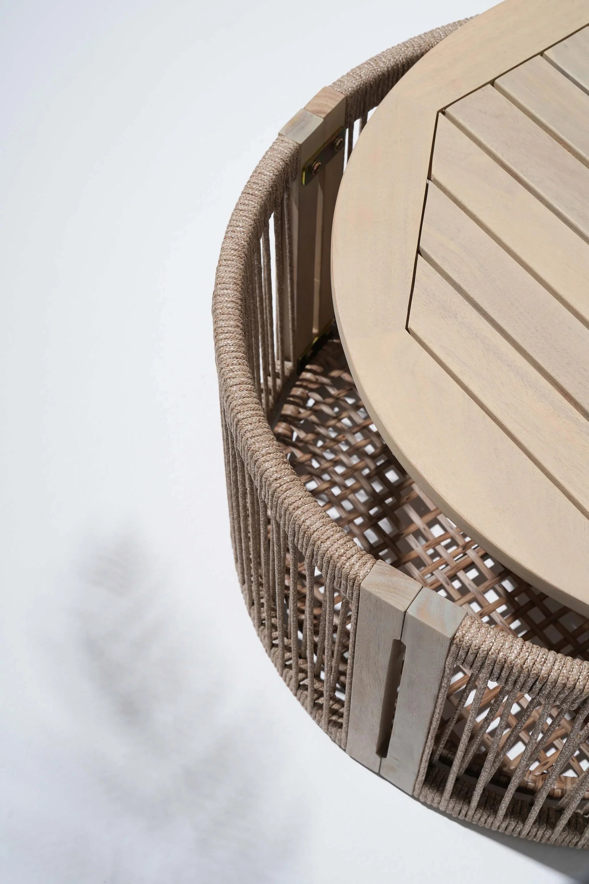 Round acacia wooden coffee table with rope base
