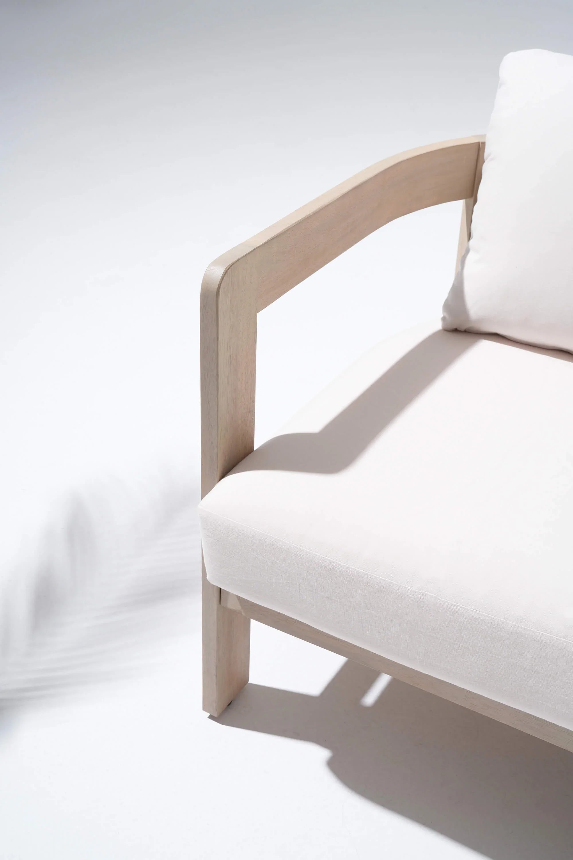 Chair with white cushion and acacia wooden frame - Jardina Modern Premium Outdoor Patio Furniture