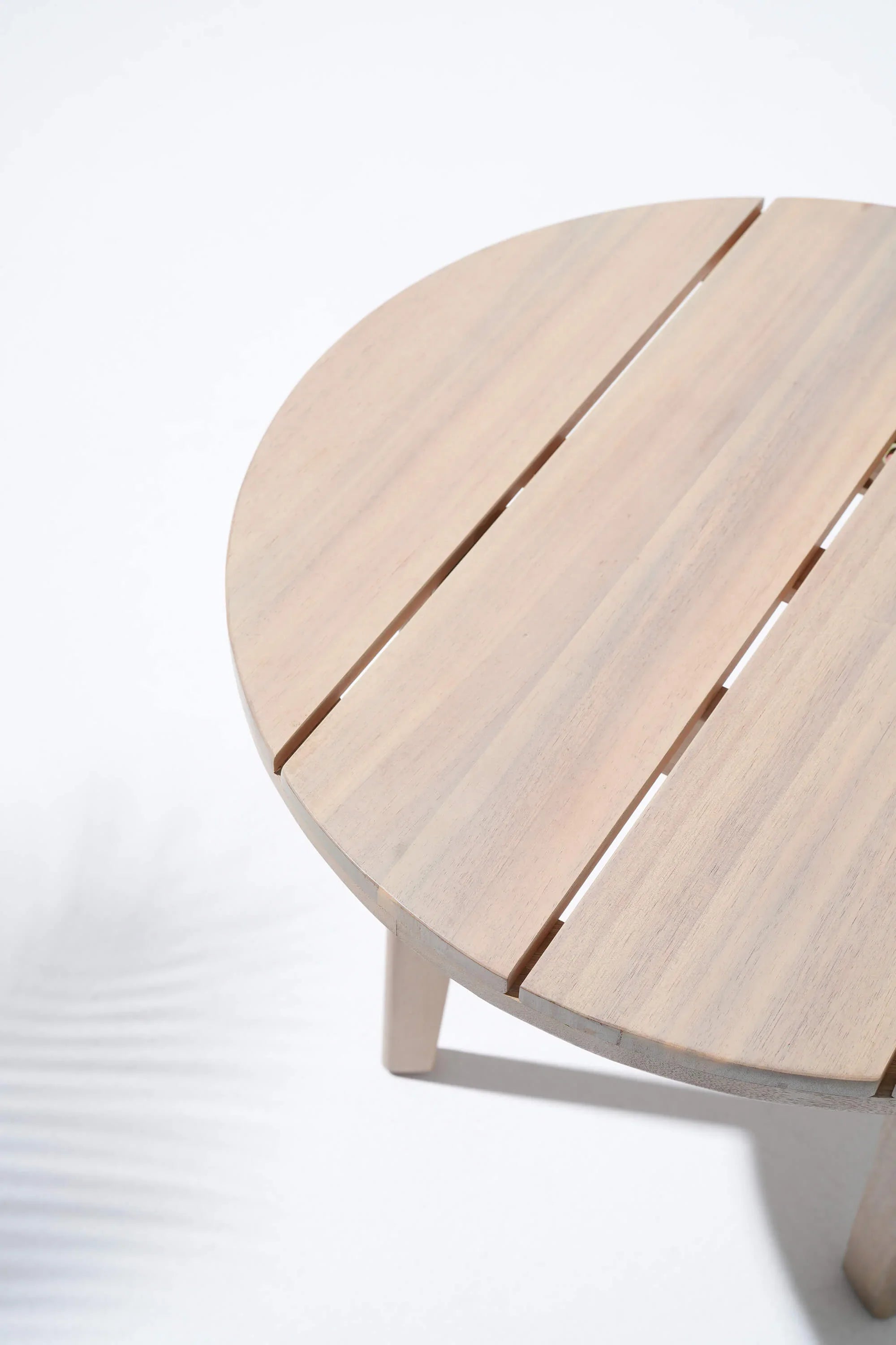 acacia Wooden round coffee table - Jardina Modern Premium Outdoor Patio Furniture