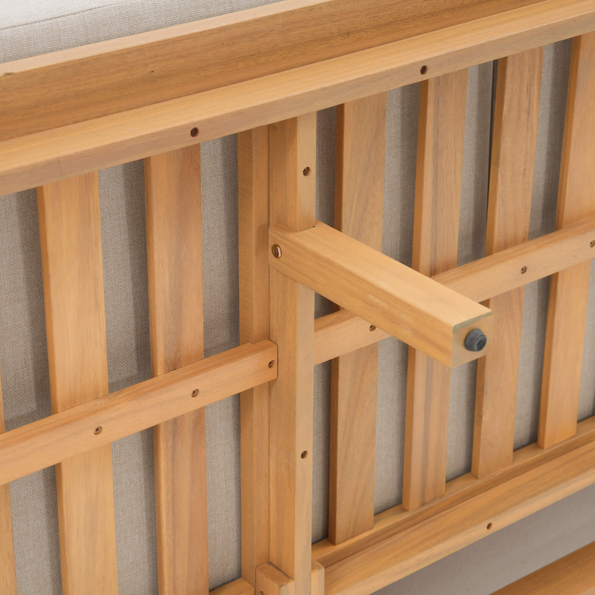 Noto outdoor sofa with slatted wooden frame detail