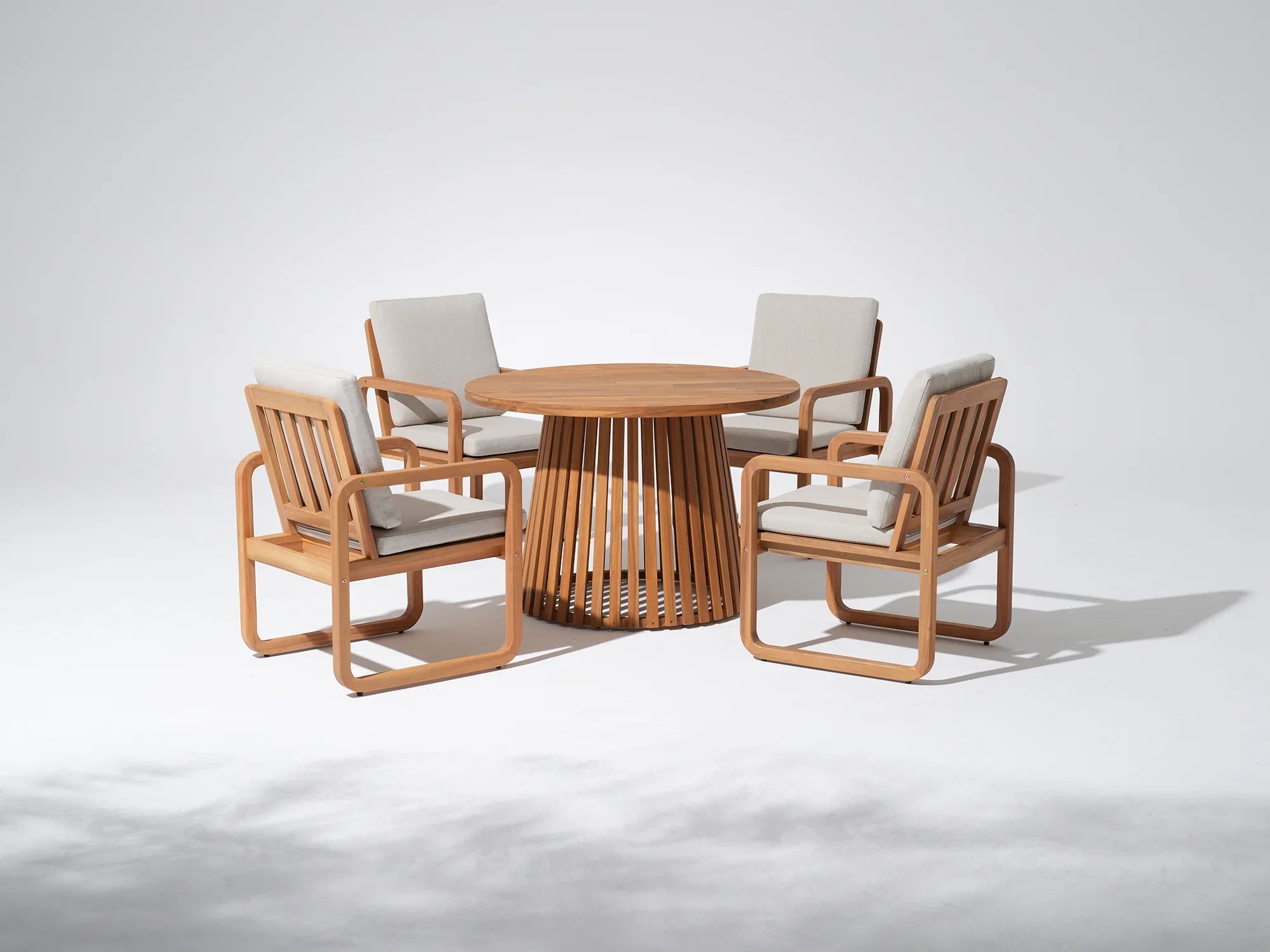 acacia Wooden Dining Set with Round Table for 4 People, Olefin Linen Cushions - Jardina Premium Modern Outdoor Dining Furniture