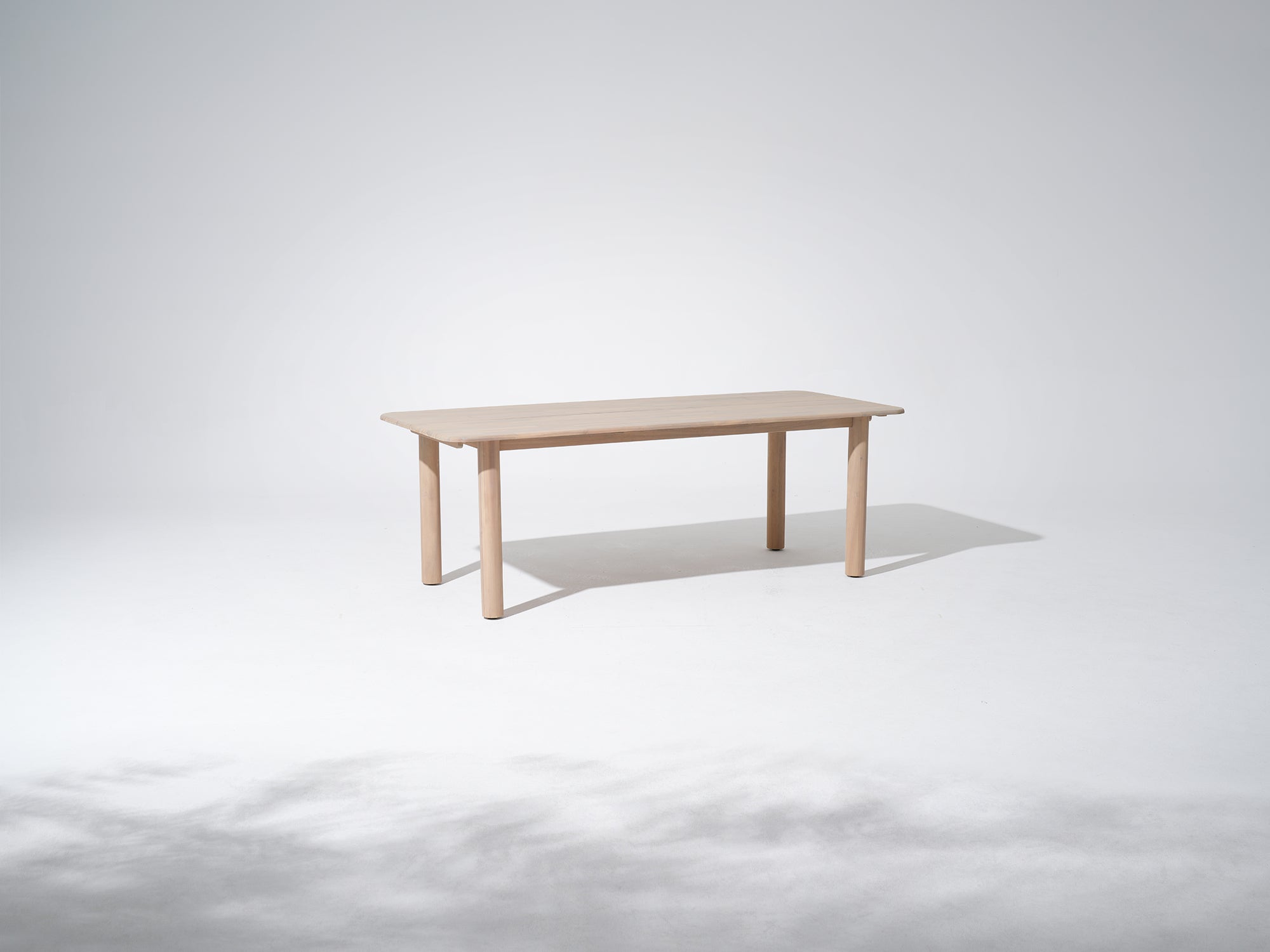 Smooth acacia Wooden Outdoor Dining Table with Round-edge & Slatted Tabletop for 6 People, 86.6"- Jardina Premium Modern Outdoor Dining Furniture