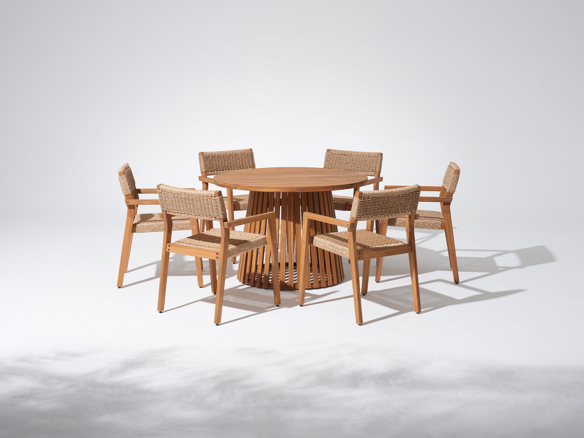 round acacia Wooden outdoor dining set for 6 with wicker design chairs - Jardina Premium Modern Outdoor Dining Furniture