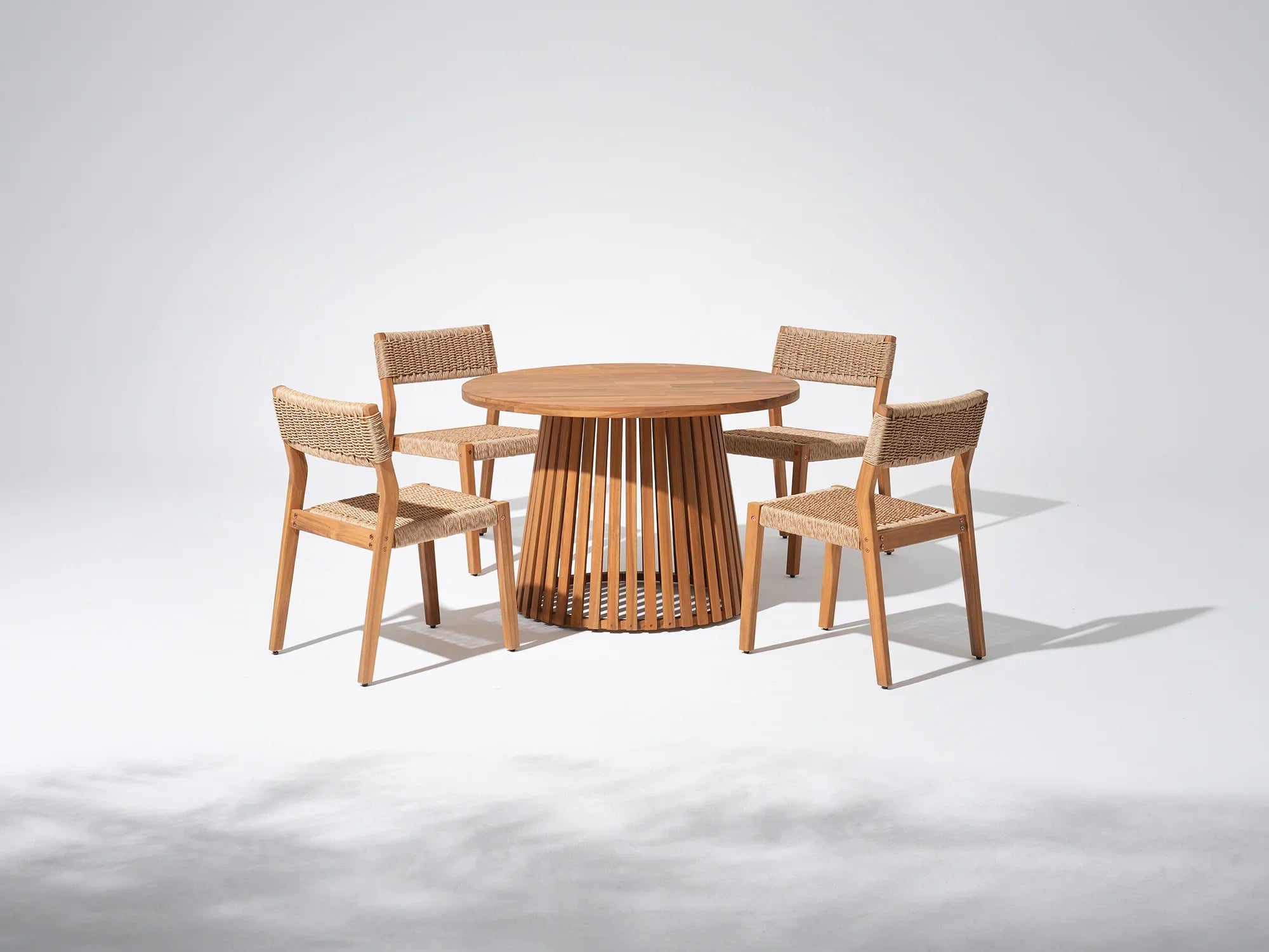 Outdoor acacia Wood Dining Set with Rattan Armless Chairs, Round Table Patio Set for 4-6, 43.3" - Jardina Premium Modern Outdoor Dining Furniture