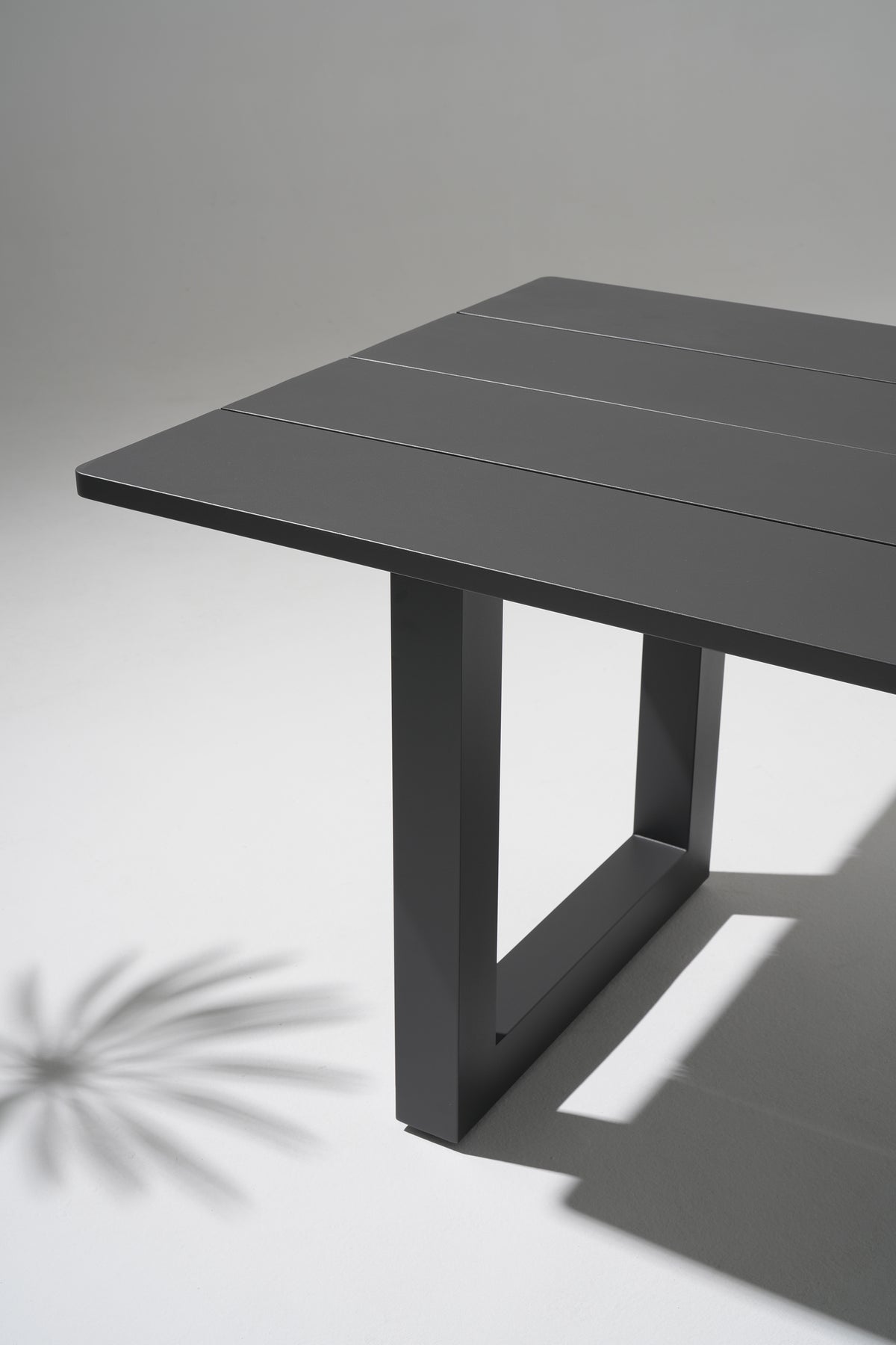 Vela Aluminum 6-8 Seats Outdoor Dining Set, Charcoal Frame & Olefin Cushions, 82.7"