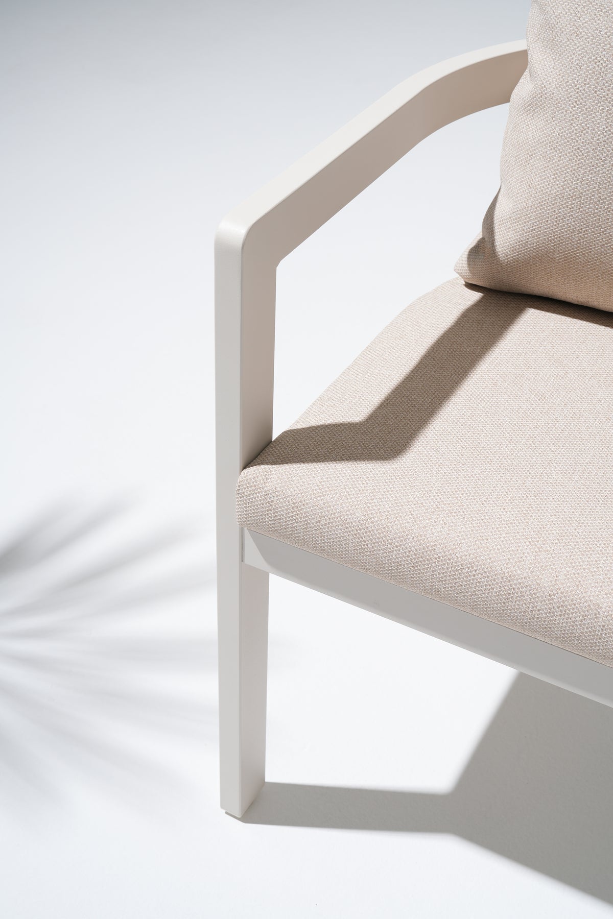 Sova Aluminum Outdoor Dining Chairs, Oyster White Frame & Light Beige Cushions, Set of 2/4/6