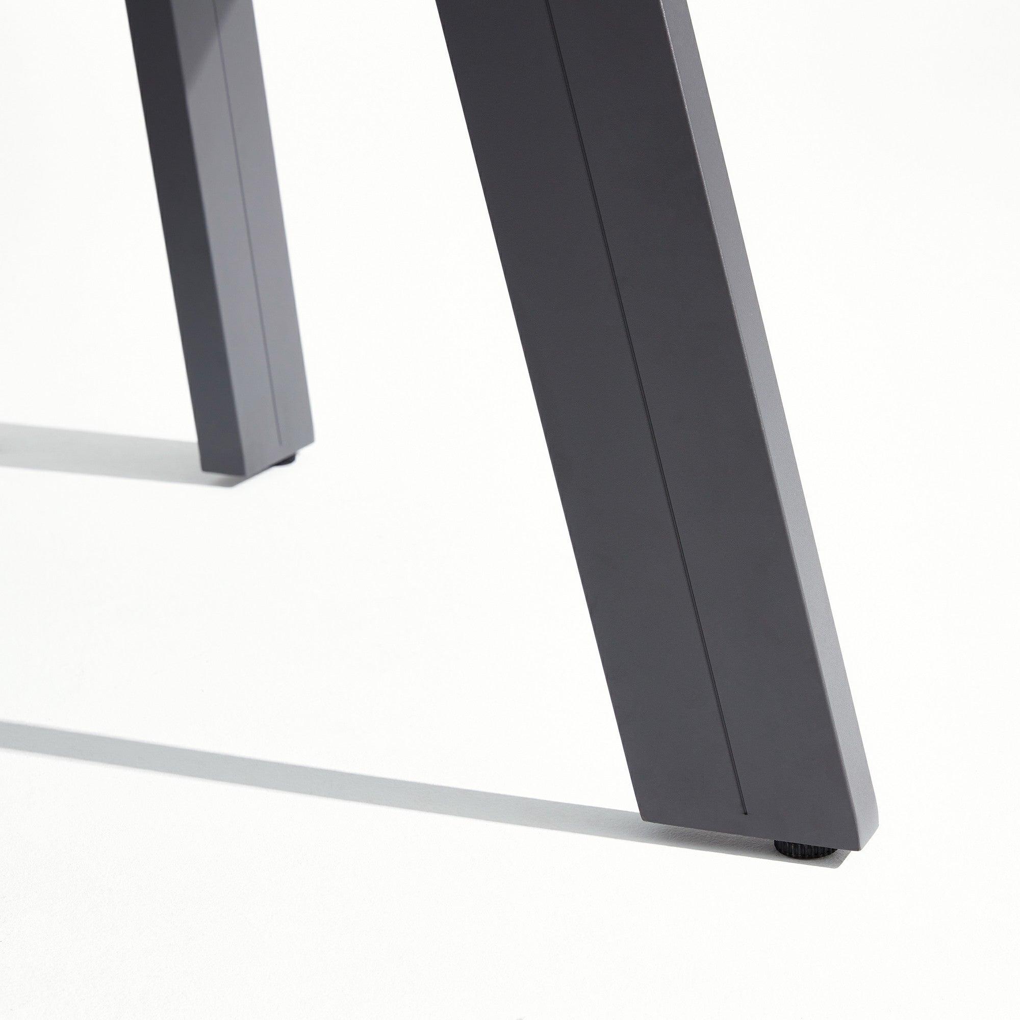 Wonder-Dining table for 4 people, aluminum frame,grey finish, sintered stone tabletop, leg close-up view - Sunsitt Signature