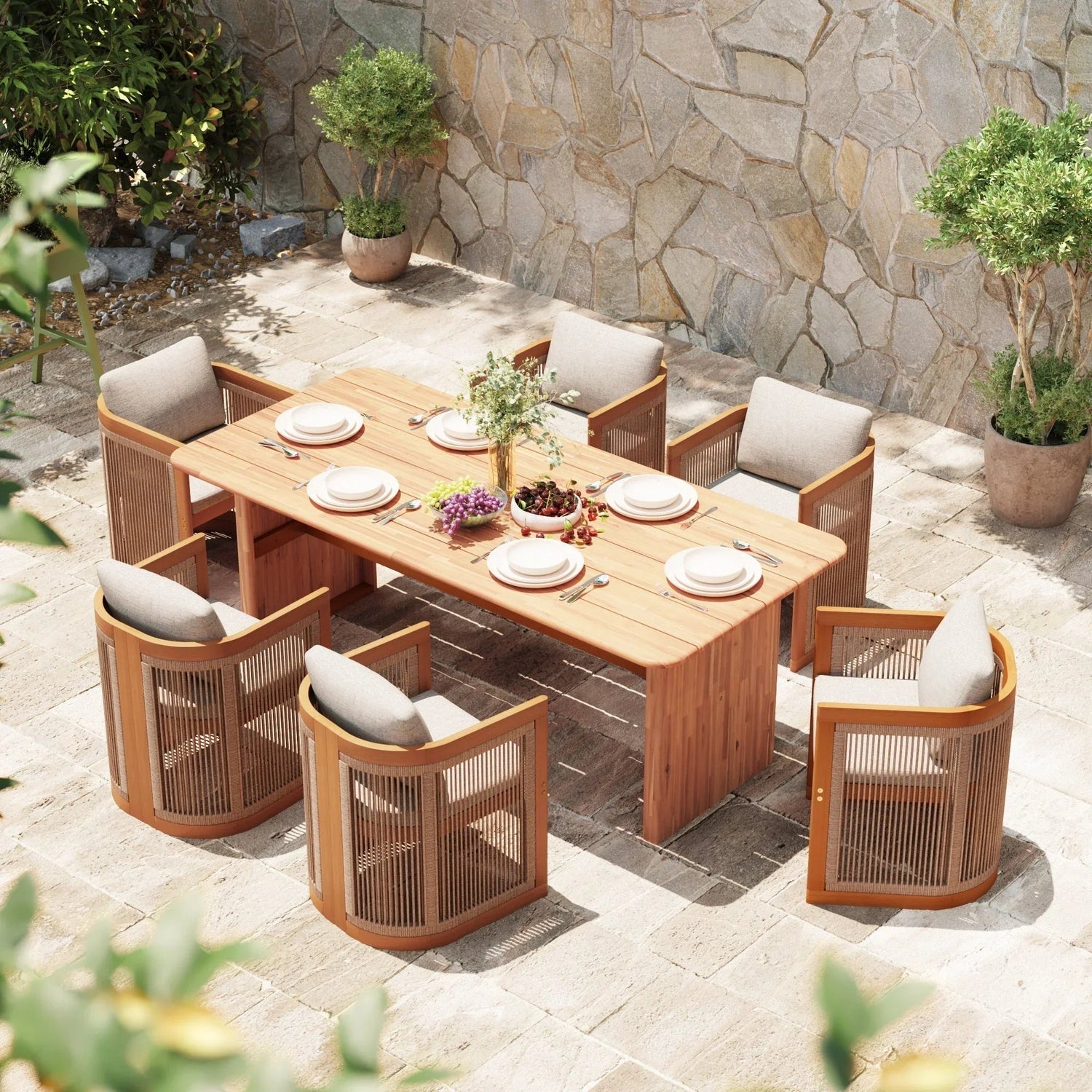 How to Choose the Perfect Patio Dining Set 