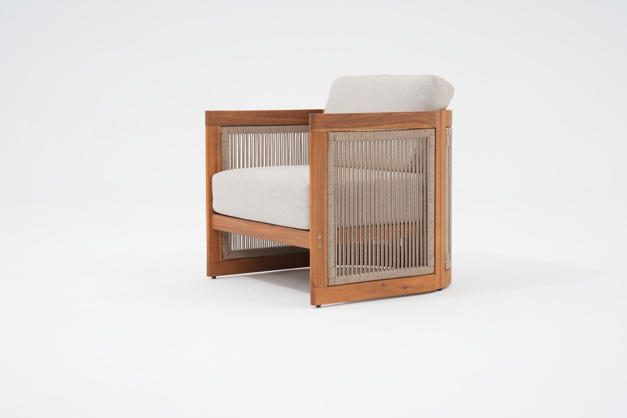 Mori Wooden Lounge Chair with Rope Design