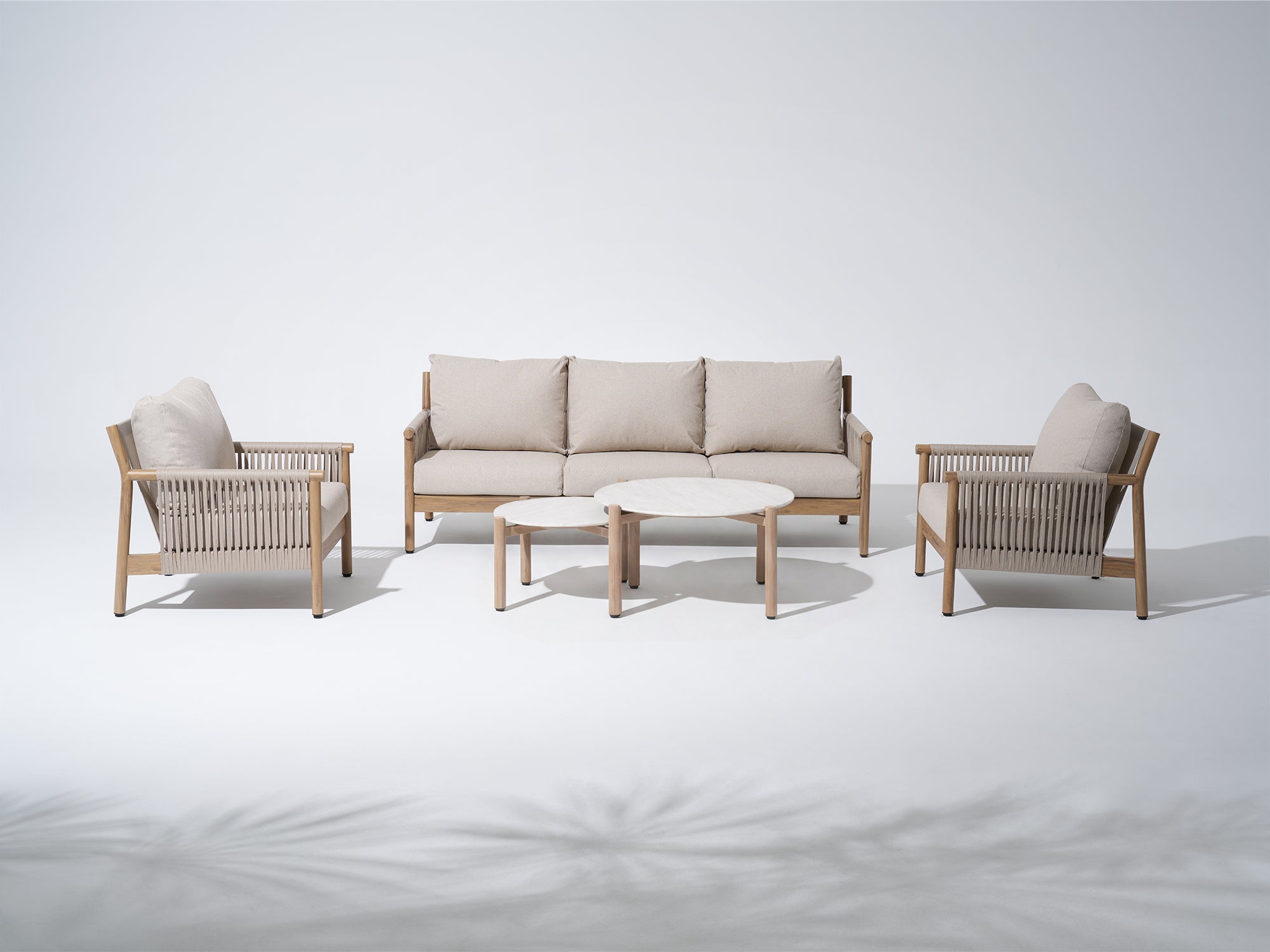 Arlo 5-Piece Aluminum Rope Outdoor Seating Set, Wood-Look, Light Beige Cushions, Mixed Tables