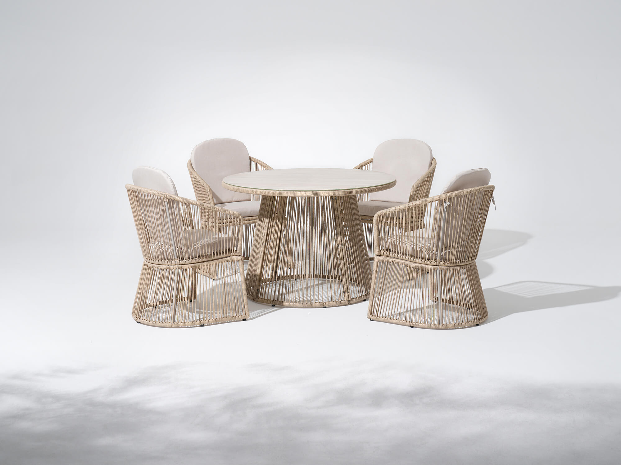 Irati Rope Outdoor Dining Set with 43'' Round Table