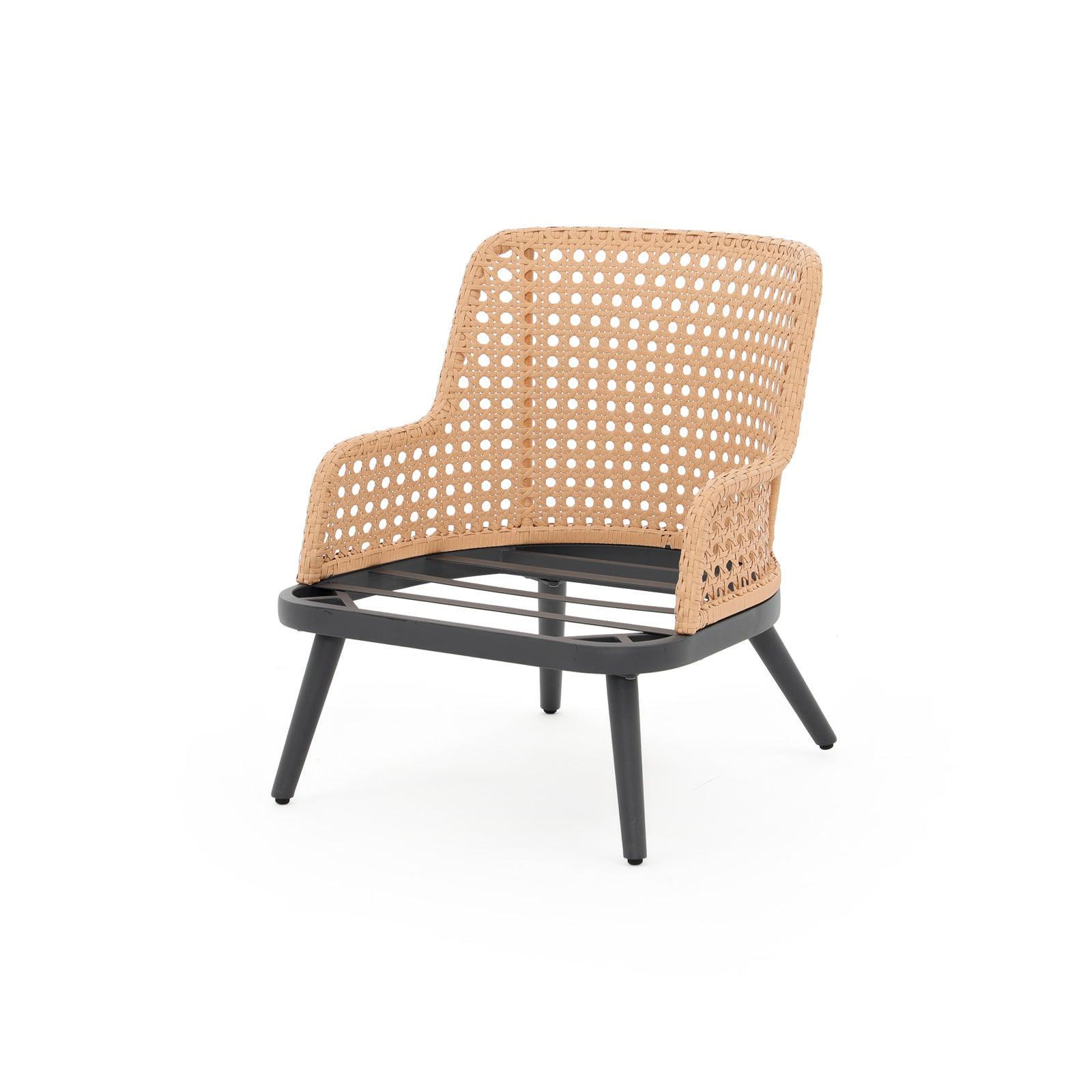 natural modern outdoor loung chair with steel frame