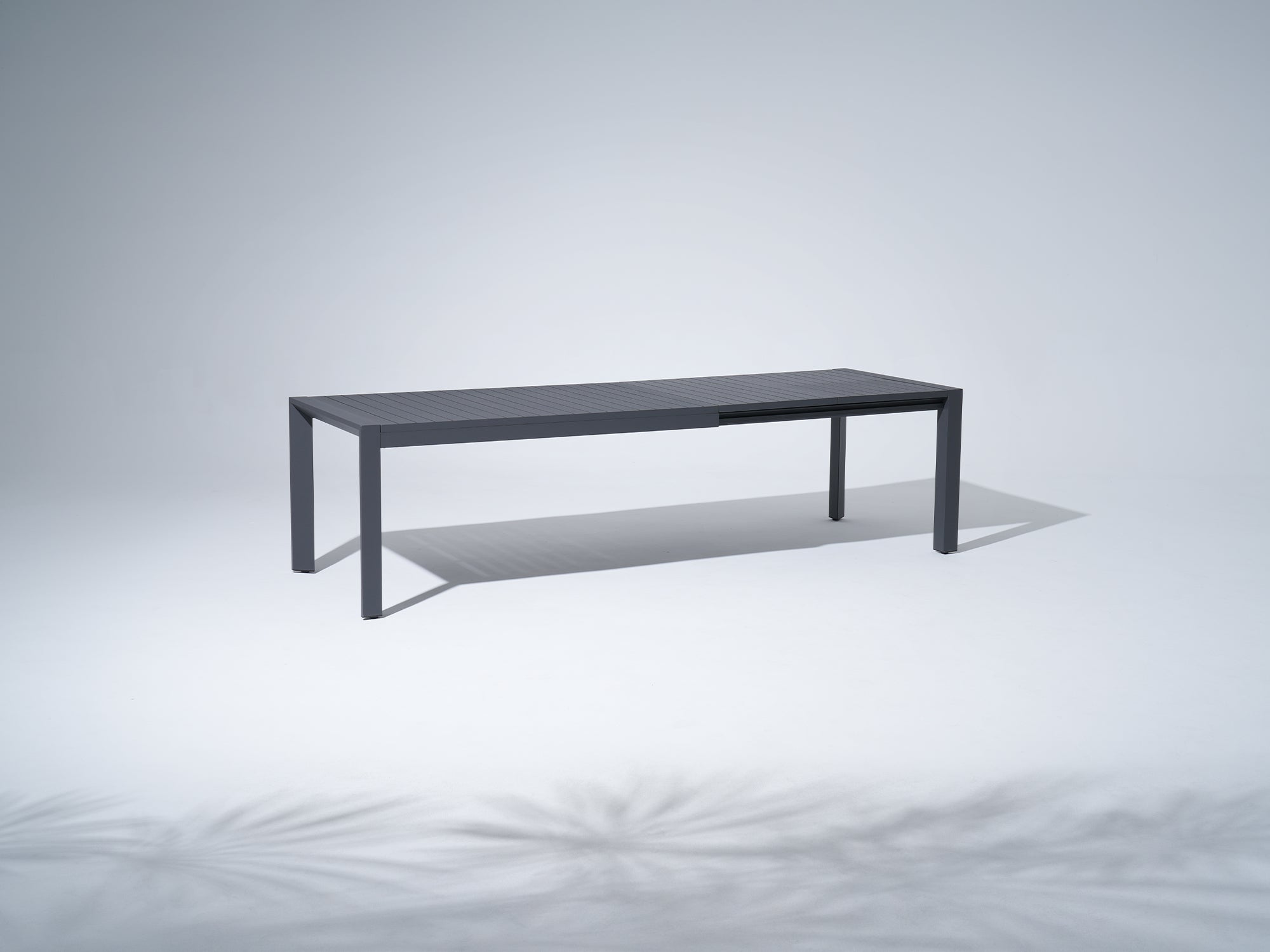 Outdoor Extendable Aluminum Slat Dining Table for 6-10 People, Charcoal, 65"-112"