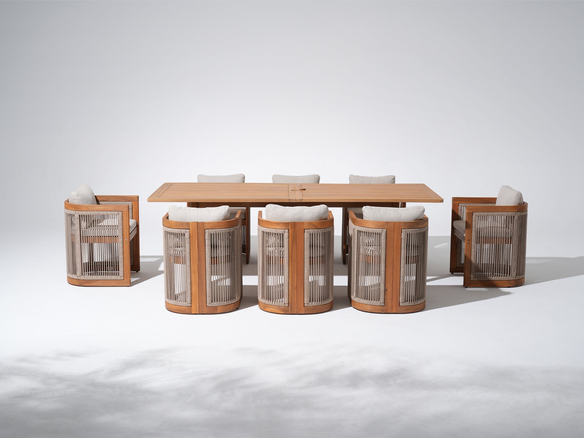 Mori Outdoor Wood & Rope Dining Set with Umbrella Hole for 6-8 People, 90.6" Round Edge & U-Leg