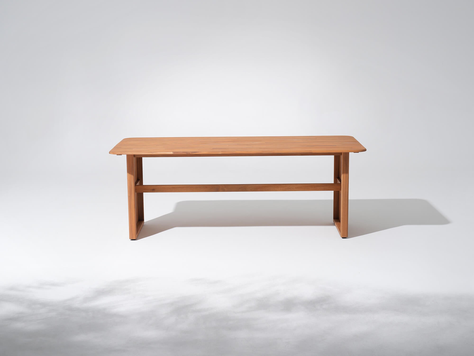 Wooden dining table for 4-8 people - Jardina Modern Premium Patio Outdoor Furniture 